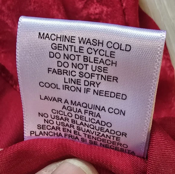 Women's Red Ruffled Top Size Large NWT - Picture 9 of 10